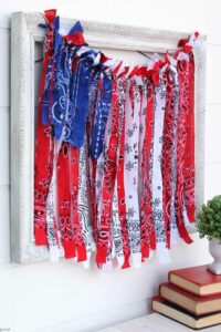 Eenvoudige DIY Americaanse vlag gemaakt van stofrepen