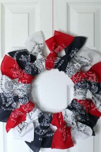 USA onafhankelijkheidsdag krans van bandana's maken diy