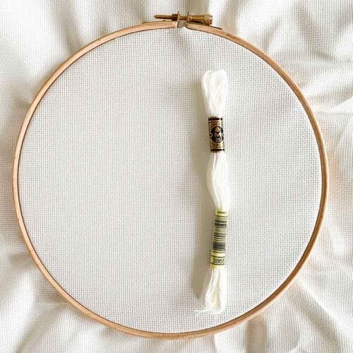 antique white aida 18