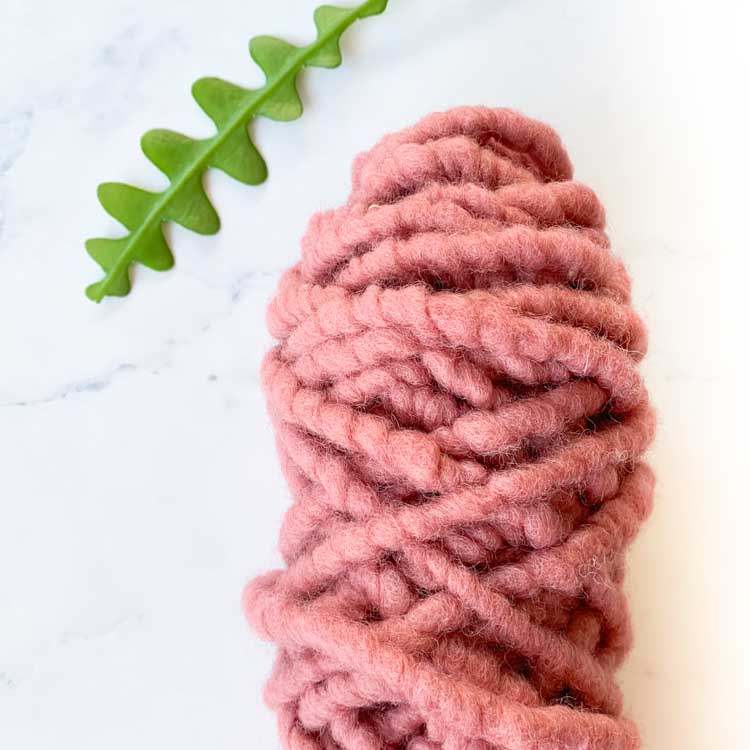 500-gram-ecologische-bulky-tapijtwol-dustyrose