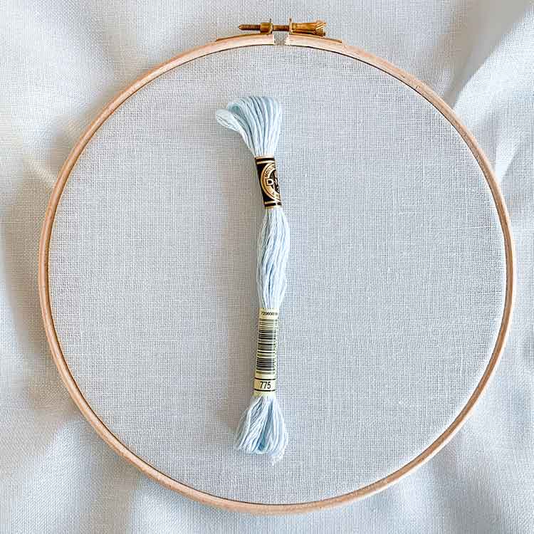 Belfast linnen 32 count sky light blue