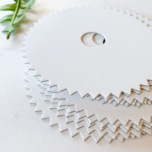 round cardboard weaving loom 15 cm