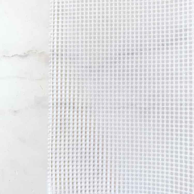 7 count waste canvas 2.6 stitches per cm