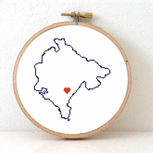 Montenegro kaart kruissteek patroon