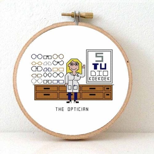 vrouw opticien kruissteek patroon brillen nerd cadeau idee