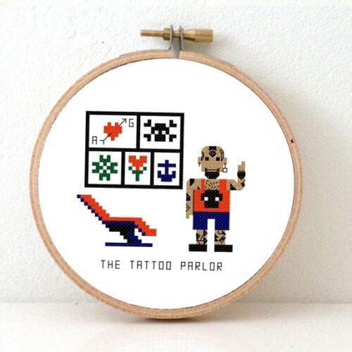 man tattooshop kruissteek patroon