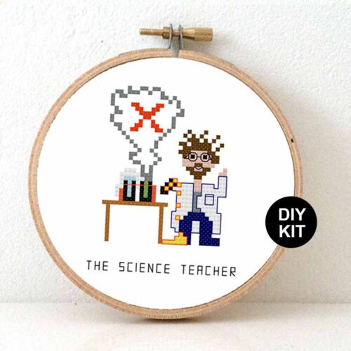 man scheikundedocent kruissteek borduurpakket