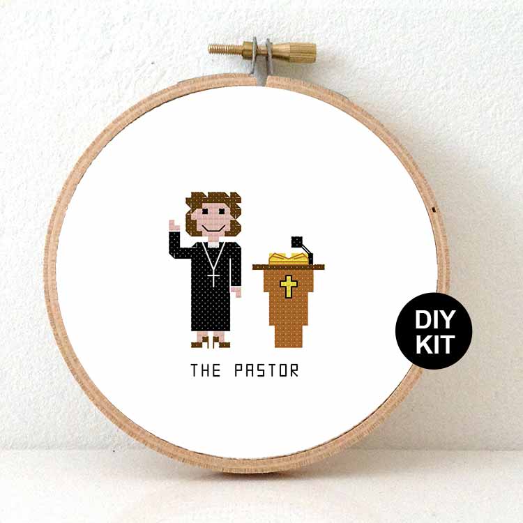 Pastoor (vrouw) kruissteek borduurpakket
