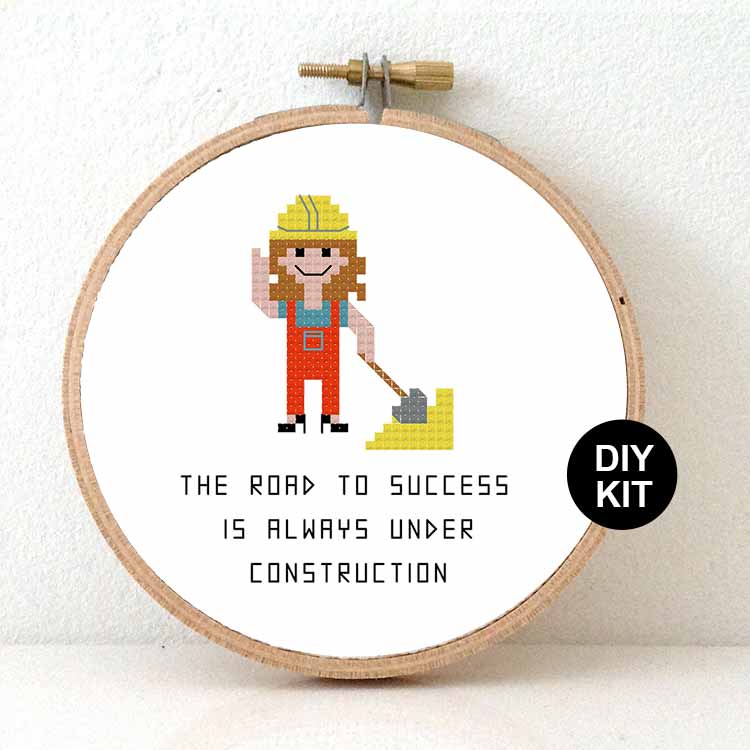 cadeau voor vrouwelijke bouwvakker kruissteek pakket