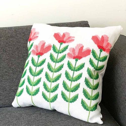 Lentebloemen kussen borduurpakket