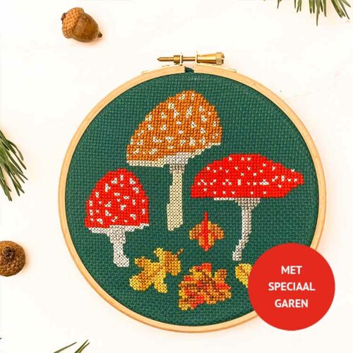 Herfst paddestoelen borduurpakket met variegated borduurgaren