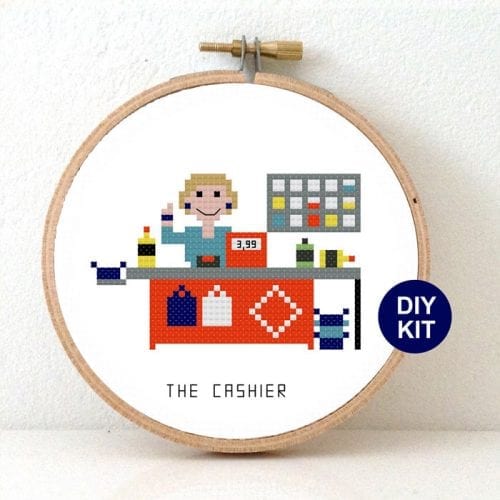 Kassière kruissteek borduurpakket cadeau-idee retail werknemer van de maand