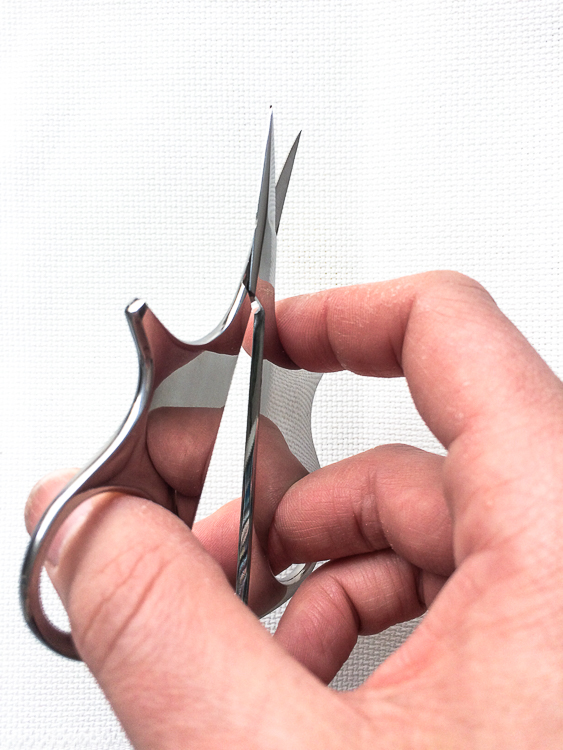 Luxe borduurschaar 10 cm (4 inch) met 6 vasthoudpunten | schaar voor rechts- en linkshandigen - Afbeelding 4