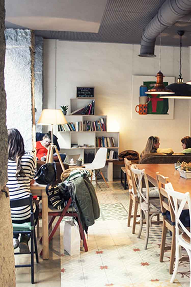 cuidad invisibe beste plekken in madrid waar je kan kruissteek borduren cuidad invisibe beste plekken in madrid waar je kan kruissteek borduren