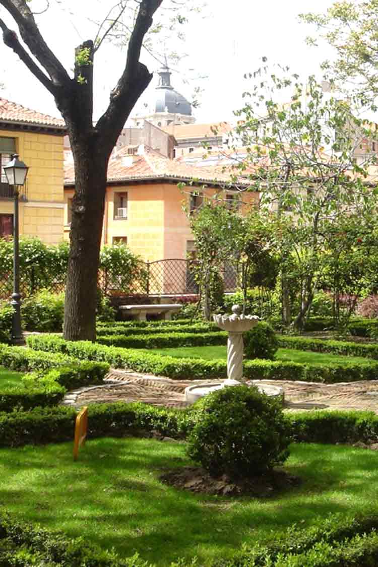 Jardin Principe Anglona verborgen plekken in madrid centrum Jardin Principe Anglona verborgen plekken in madrid centrum