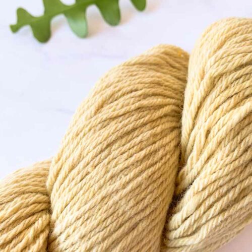 relove wool zachtgele gerecyclede wol breigaren