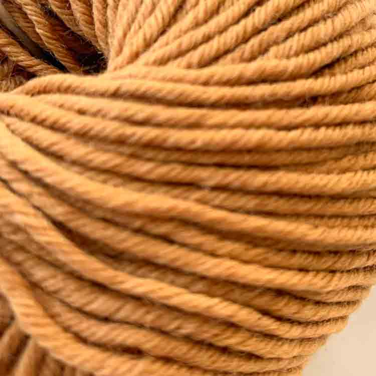 Gordita camel ecological wool