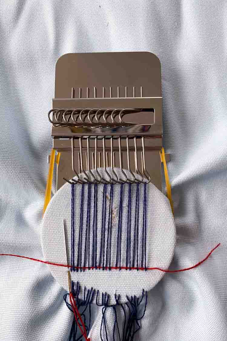 how to use the speedweave loom darning for beginners