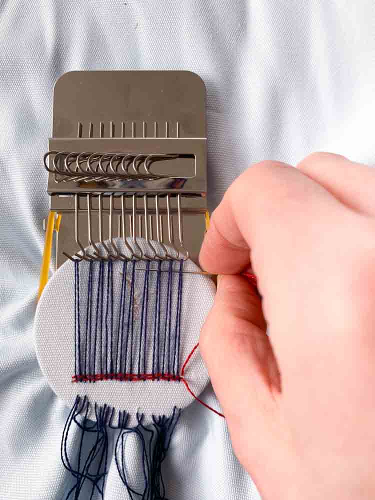 how to use the speedweave loom darning for beginners