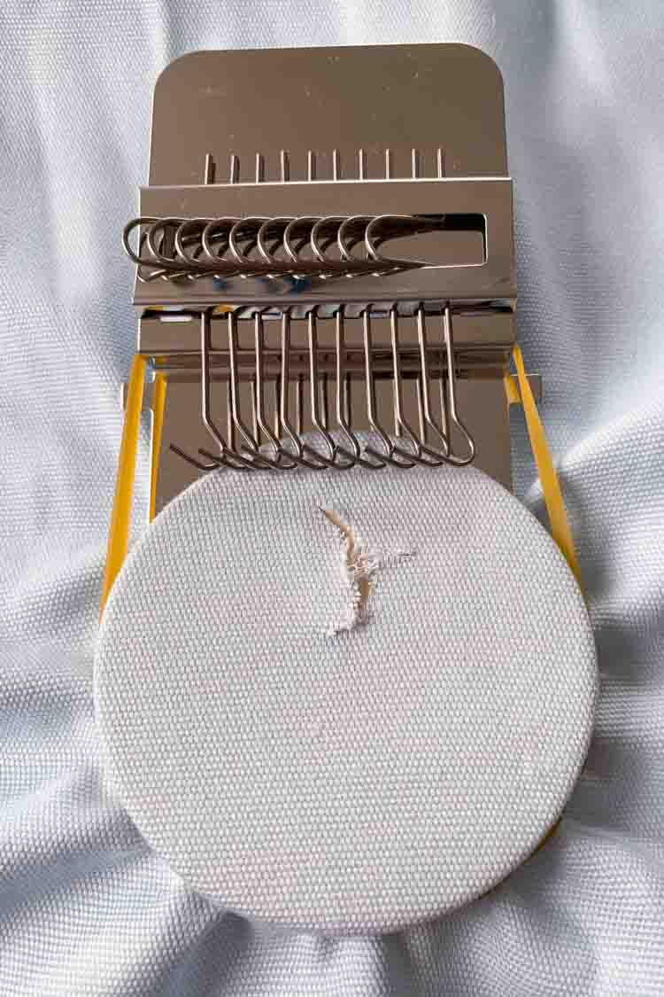 how to use the speedweave loom darning for beginners