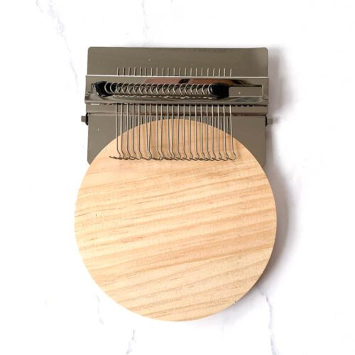 wooden speedweave meding tool with 21 hooks