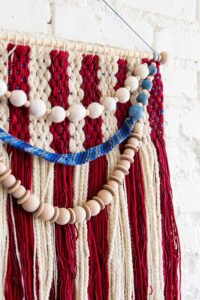 easy diy 4th of july decoration weaving