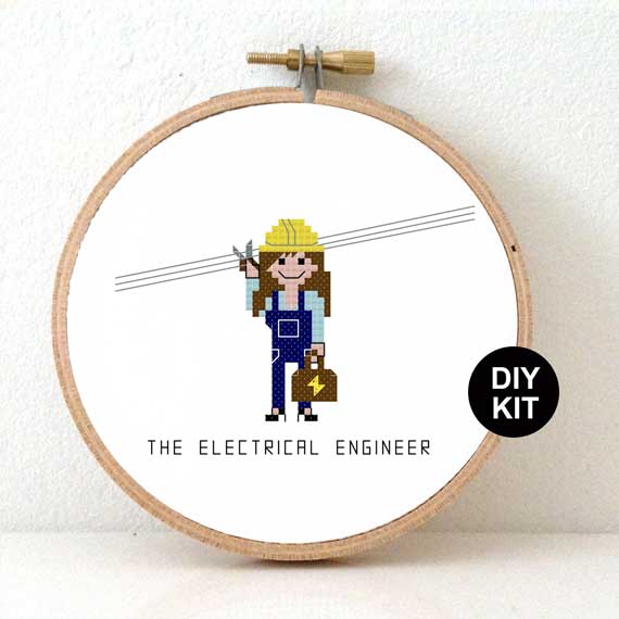 vrouw elektrotechnicus kruissteek borduurpakket