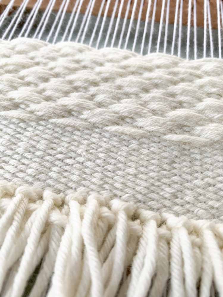 voorbeeld zelfgemaakt weefproject van een weefraam voorbeeld zelfgemaakt weefproject van een weefraam