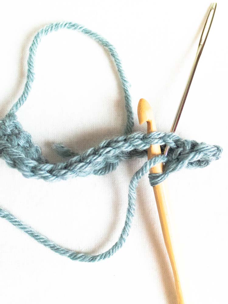 how to crochet a headband row3 step 2 how to crochet a headband row3 step 2