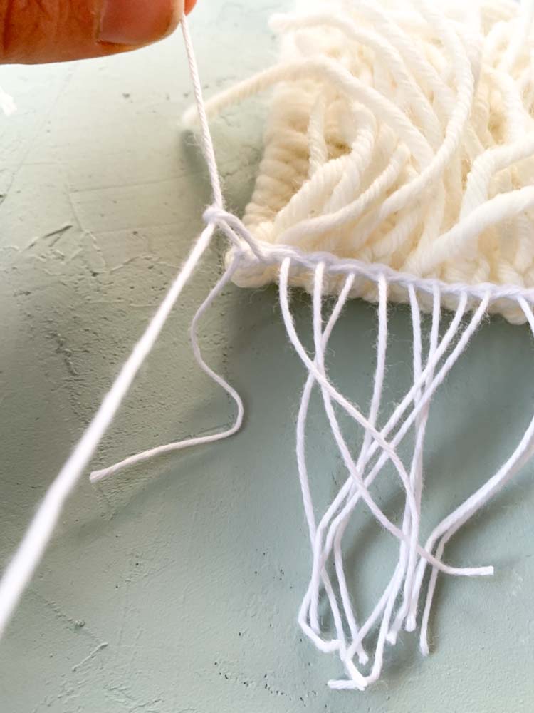 hoe werk je je gewoven project af? hoe haal je je weefproject van het weefraam