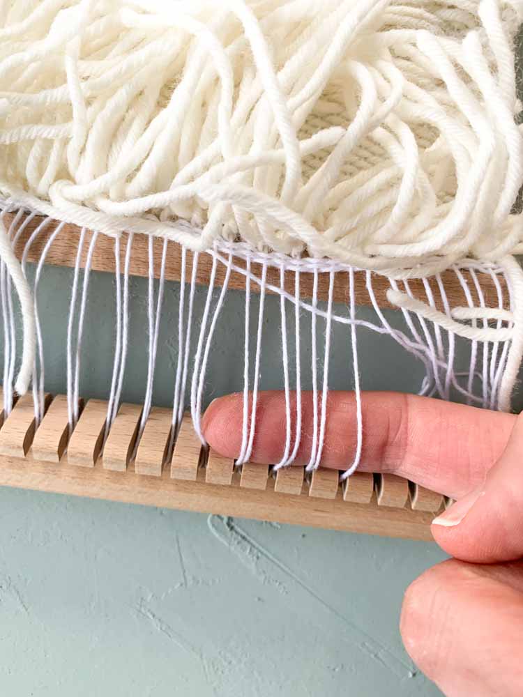 Hoe haal je je weefproject van het weefraam? Hoe haal je je weefproject van het weefraam?