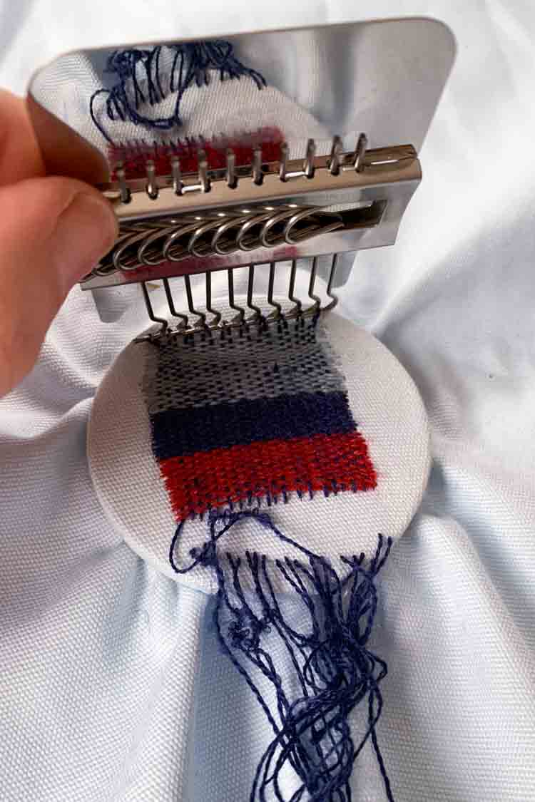 how to use the speedweave loom darning for beginners
