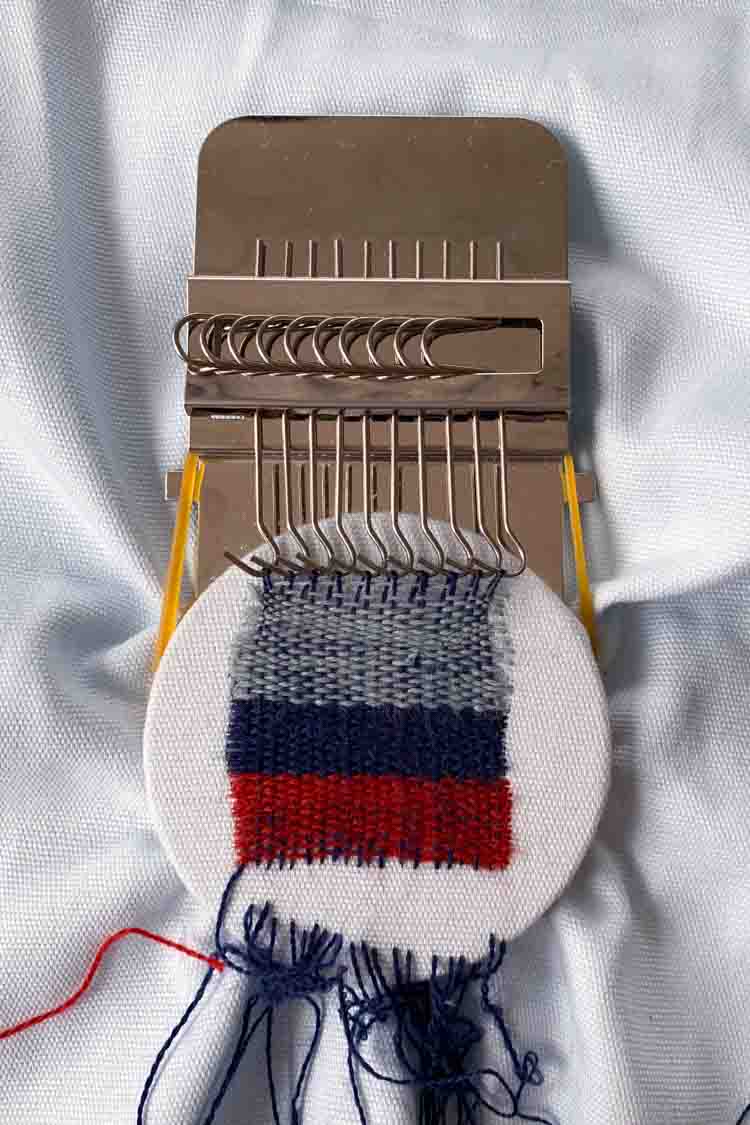 how to use the speedweave loom darning for beginners