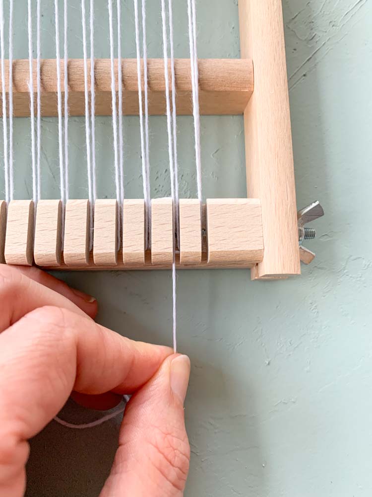 hoe span je je weefraam strak op? hoe span je je weefraam strak op?