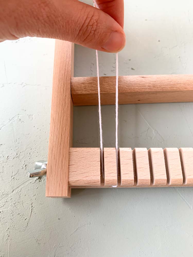 hoe span je je weefraam strak op? hoe span je je weefraam strak op?