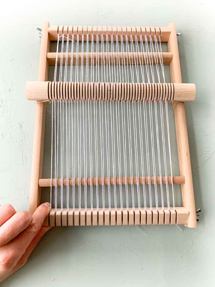 hoe span je je weefraam strak op? hoe span je je weefraam strak op?