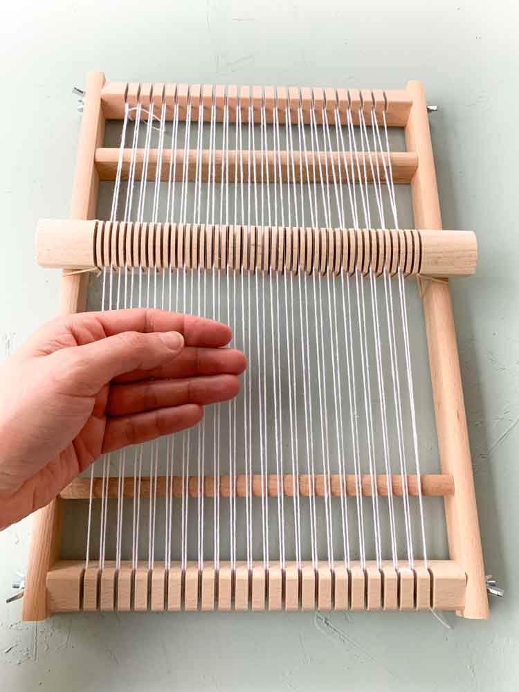 hoe span je je weefraam strak op? hoe span je je weefraam strak op?