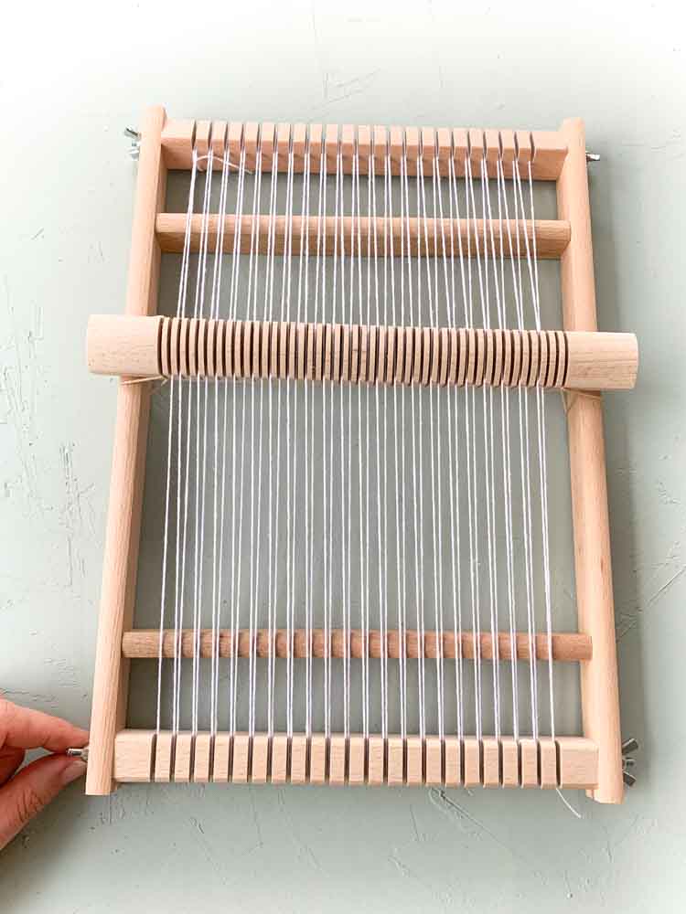 hoe span je je weefraam strak op? hoe span je je weefraam strak op?