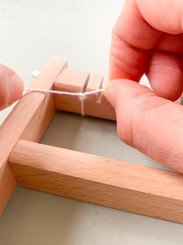 hoe span je je weefraam strak op? hoe span je je weefraam strak op?