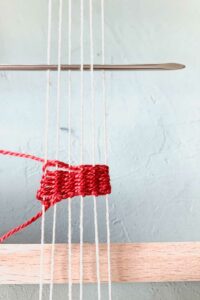 how to weave a bracelet ending a color