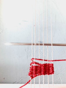 how to weave a bracelet ending a color