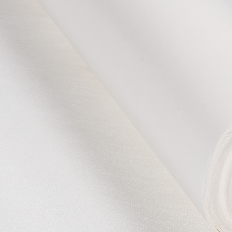 Solufix wateroplosbaar vlieseline om borduurpatronen over te nemen op stof