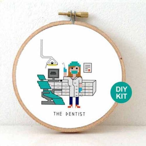 stitchajob vrouw tandarts kruissteek borduurpakket