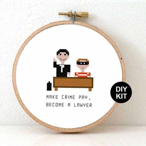 cadeau voor mannelijke advocaat kruissteek borduurpakket