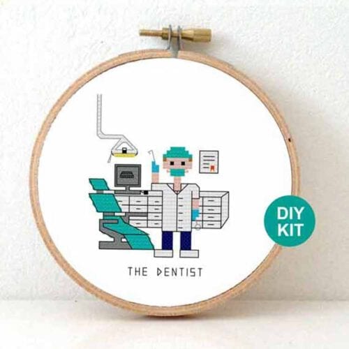 stitchajob man tandarts kruissteek pakket