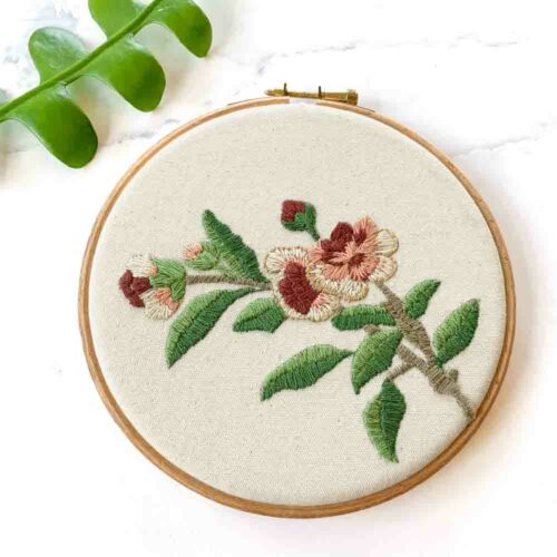 textielmuseum vrij borduren bloemen en bomen borduurpakket voor beginners