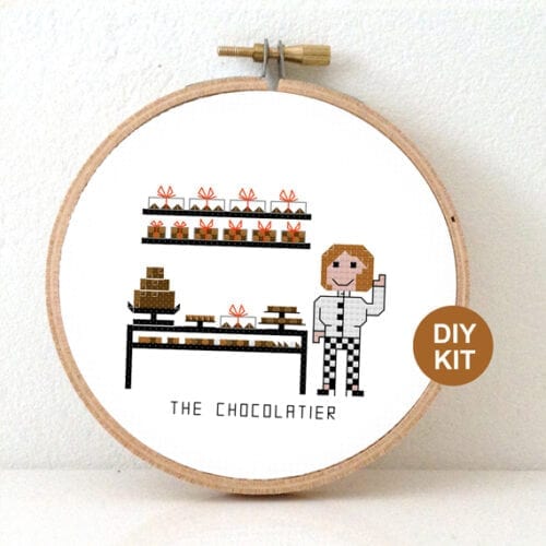 stitchajob vrouw chocolatier kruissteek borduurpakket